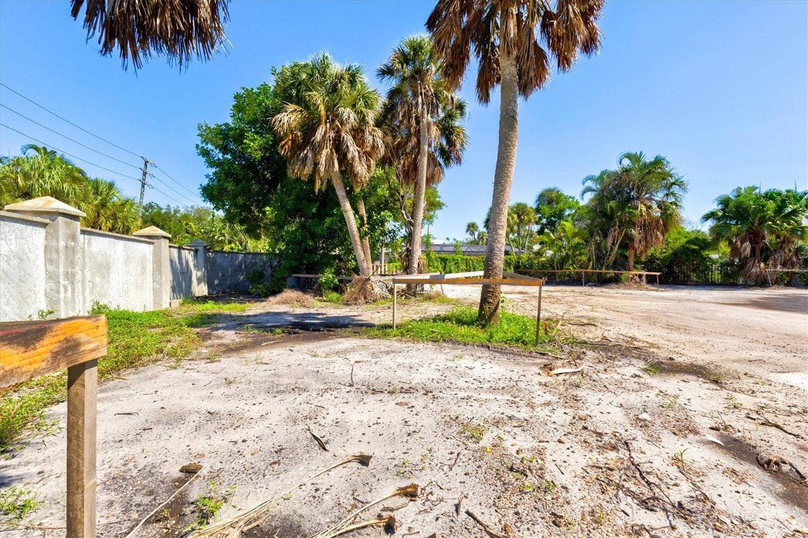 4805 OCEAN BOULEVARD, Sarasota, FL 34242