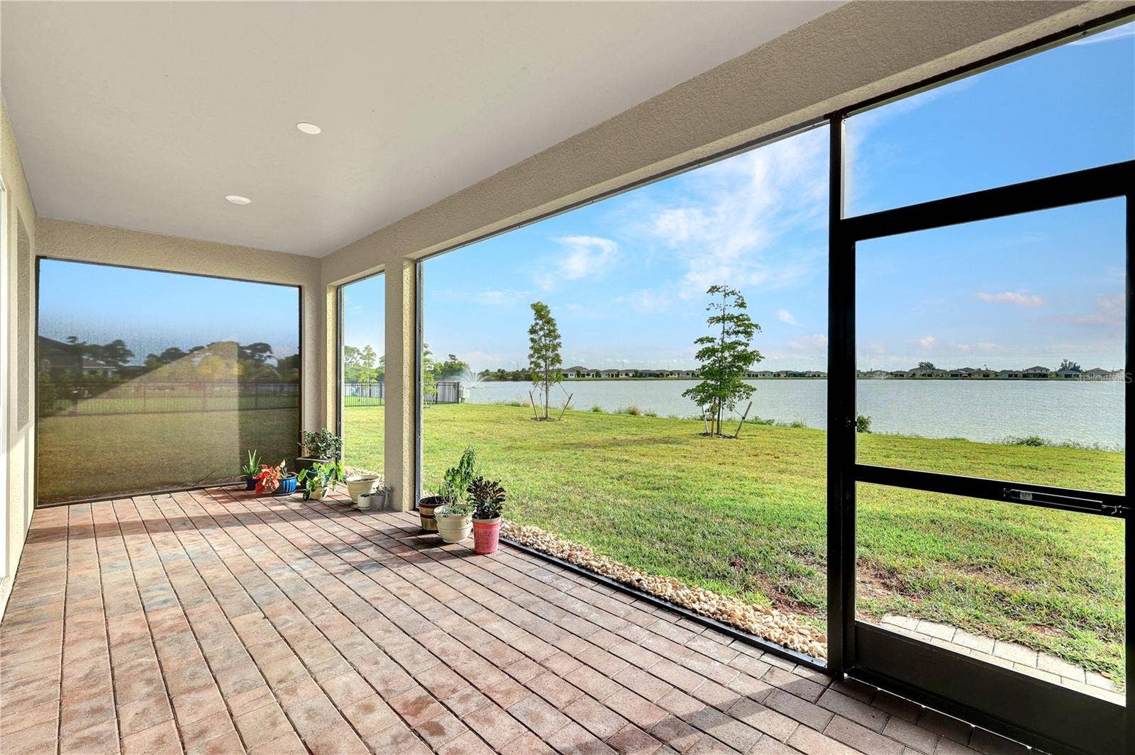 447 SPRING HILL LAKE LOOP, Cape Coral, FL 33993 447 SPRING HILL LAKE LOOP, Cape Coral, FL 33993
