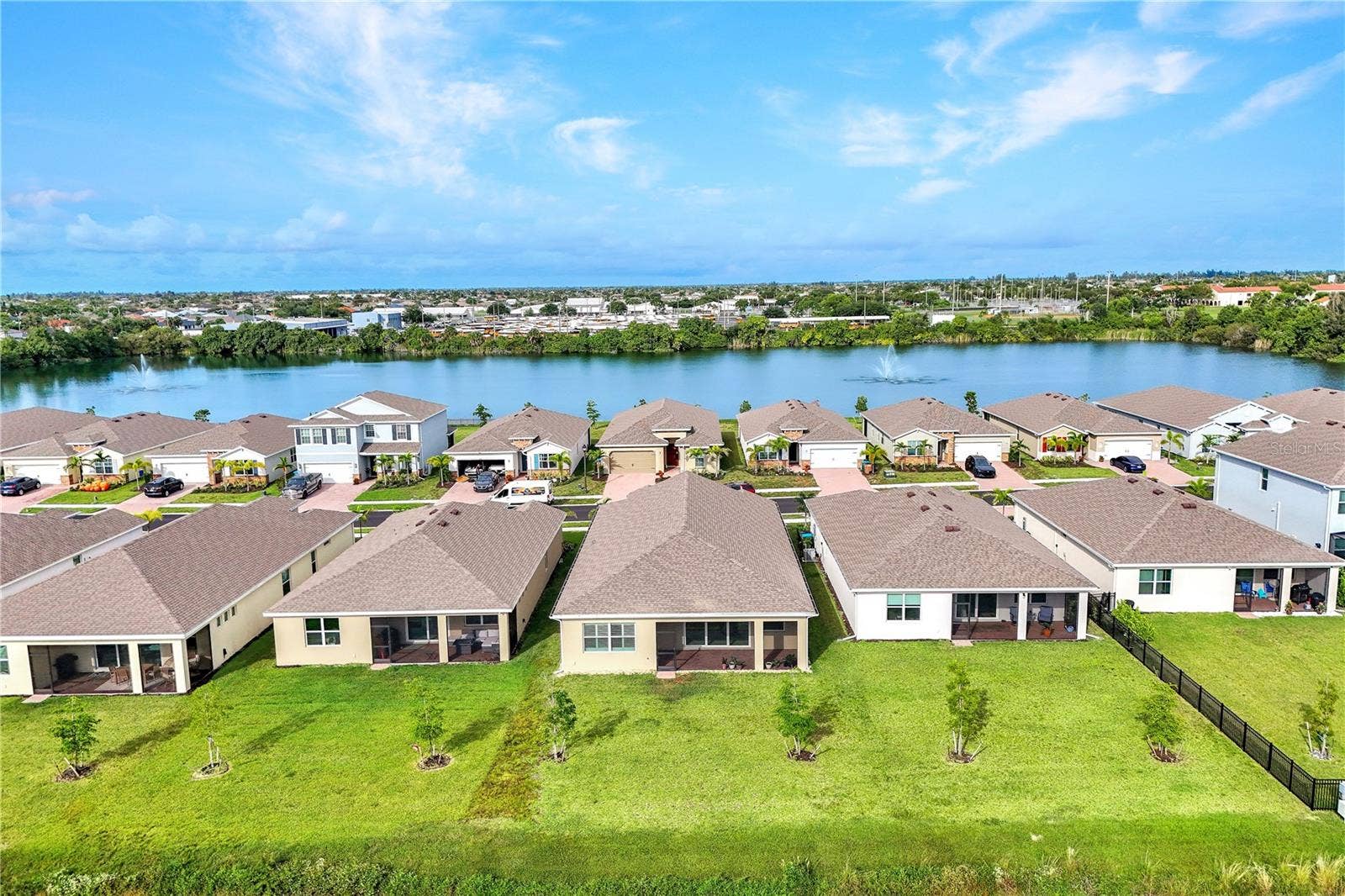 447 SPRING HILL LAKE LOOP, Cape Coral, FL 33993 447 SPRING HILL LAKE LOOP, Cape Coral, FL 33993