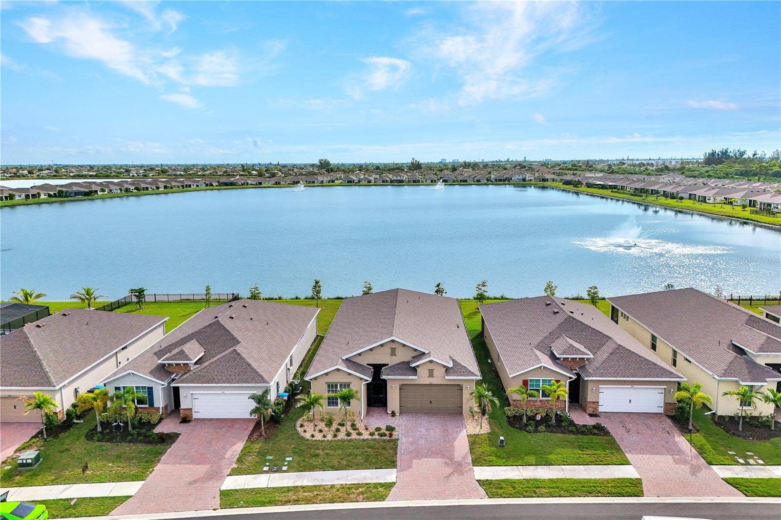 447 SPRING HILL LAKE LOOP, Cape Coral, FL 33993 447 SPRING HILL LAKE LOOP, Cape Coral, FL 33993