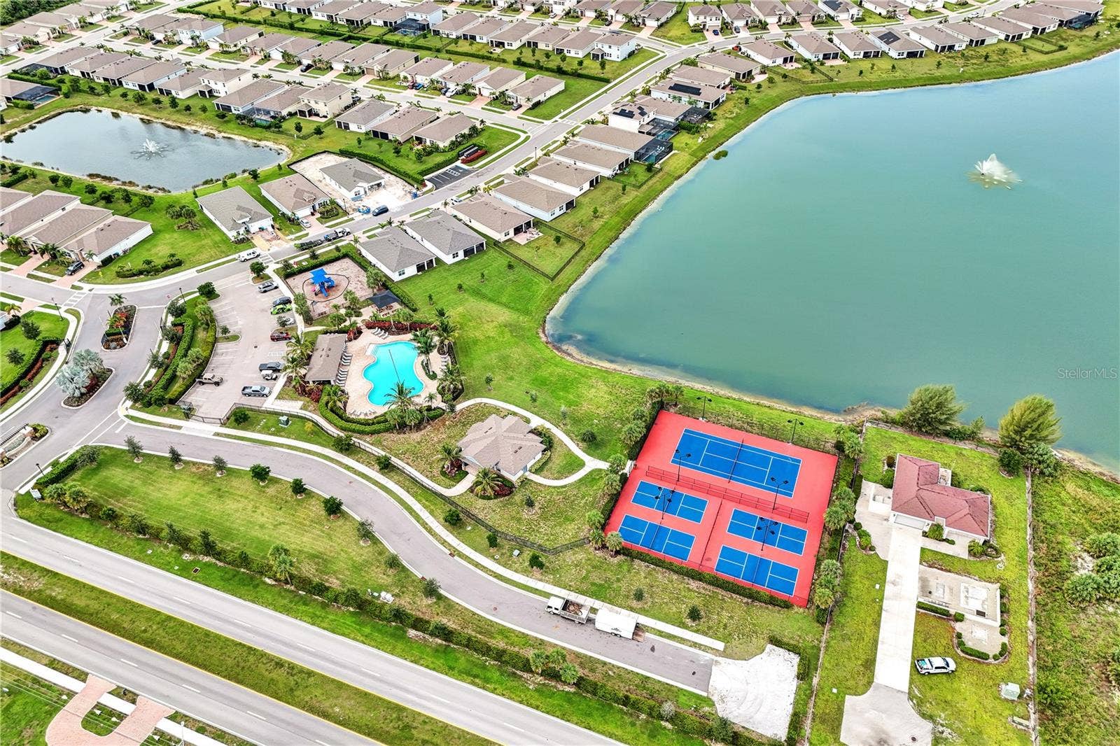 447 SPRING HILL LAKE LOOP, Cape Coral, FL 33993 447 SPRING HILL LAKE LOOP, Cape Coral, FL 33993