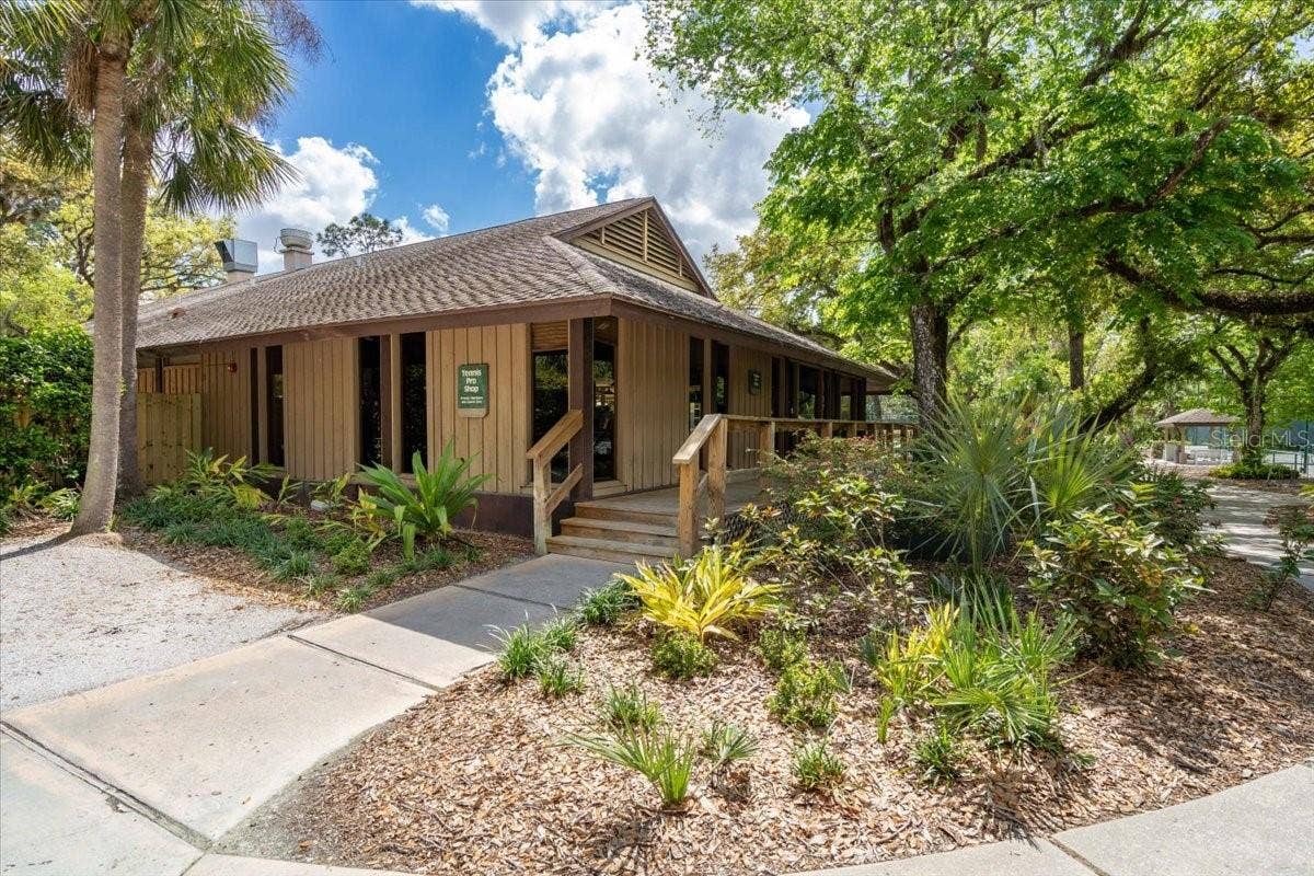 2319 LAKESIDE MEWS, #B3, Sarasota, FL 34235 2319 LAKESIDE MEWS, #B3, Sarasota, FL 34235