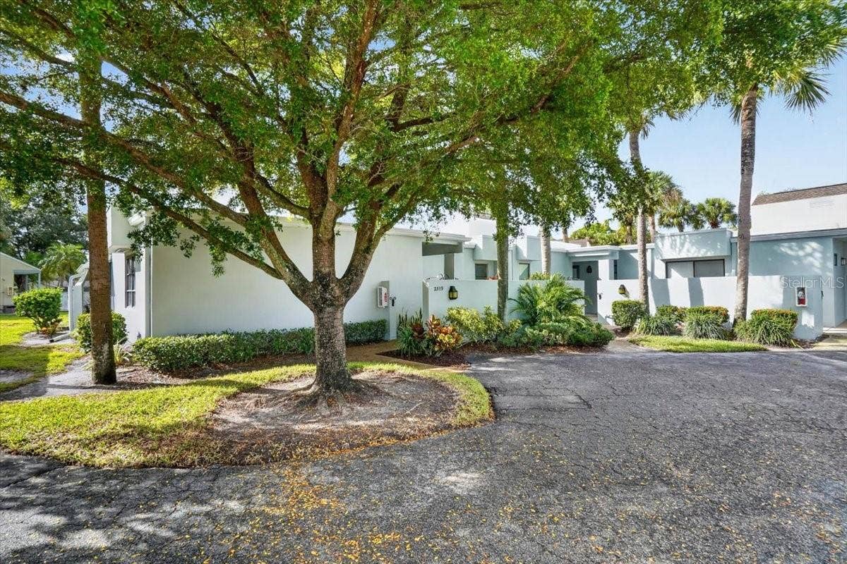 2319 LAKESIDE MEWS, #B3, Sarasota, FL 34235 extra parking