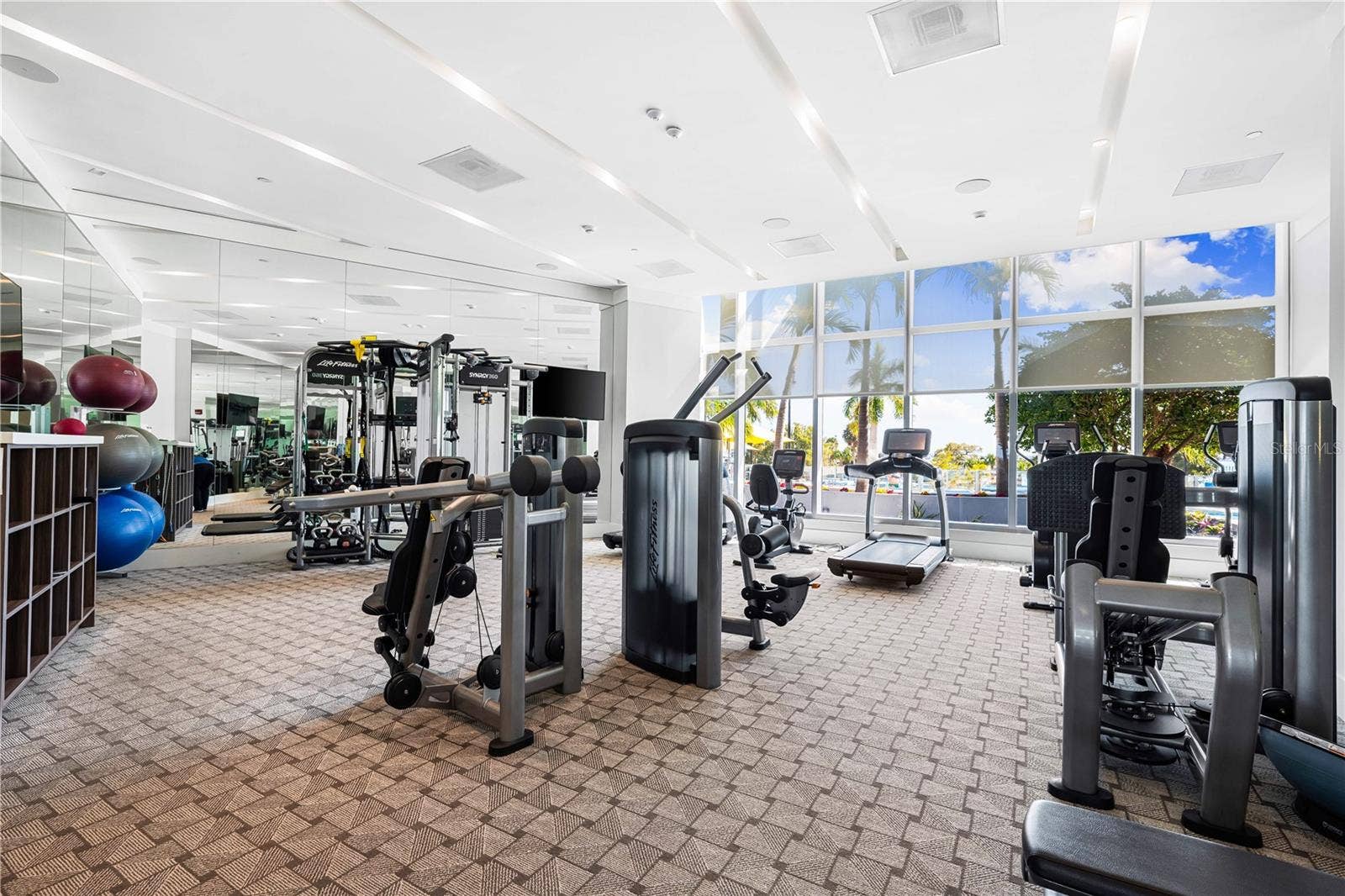 1155 N GULFSTREAM AVENUE, #208, Sarasota, FL 34236 1155 N GULFSTREAM AVENUE, #208, Sarasota, FL 34236