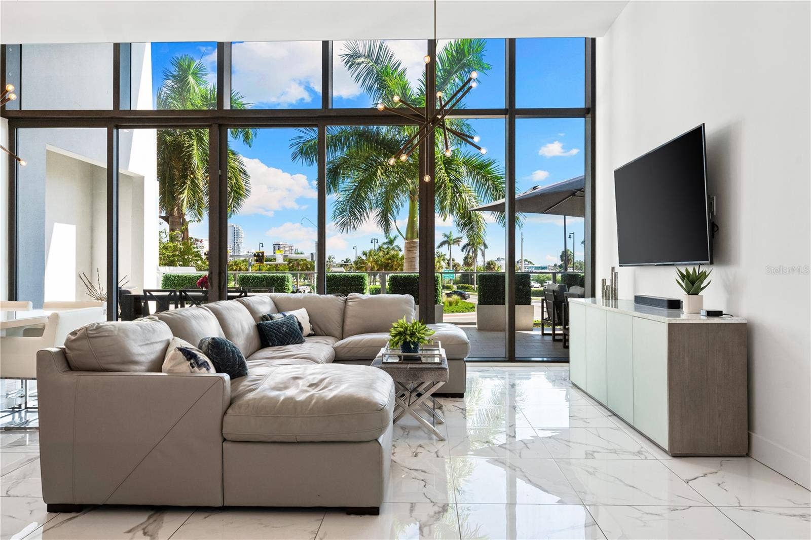 1155 N GULFSTREAM AVENUE, #208, Sarasota, FL 34236 1155 N GULFSTREAM AVENUE, #208, Sarasota, FL 34236