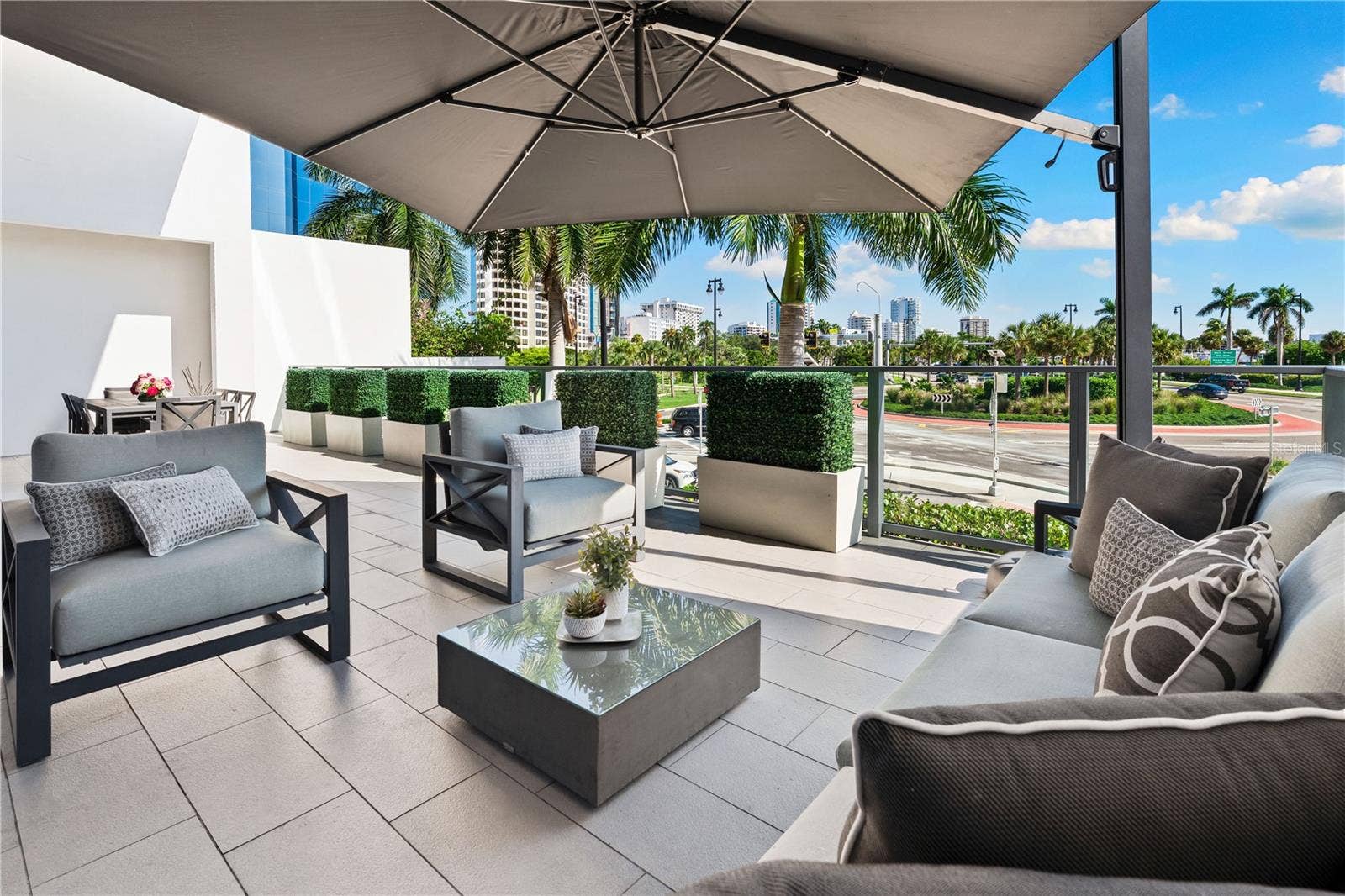 1155 N GULFSTREAM AVENUE, #208, Sarasota, FL 34236 1155 N GULFSTREAM AVENUE, #208, Sarasota, FL 34236