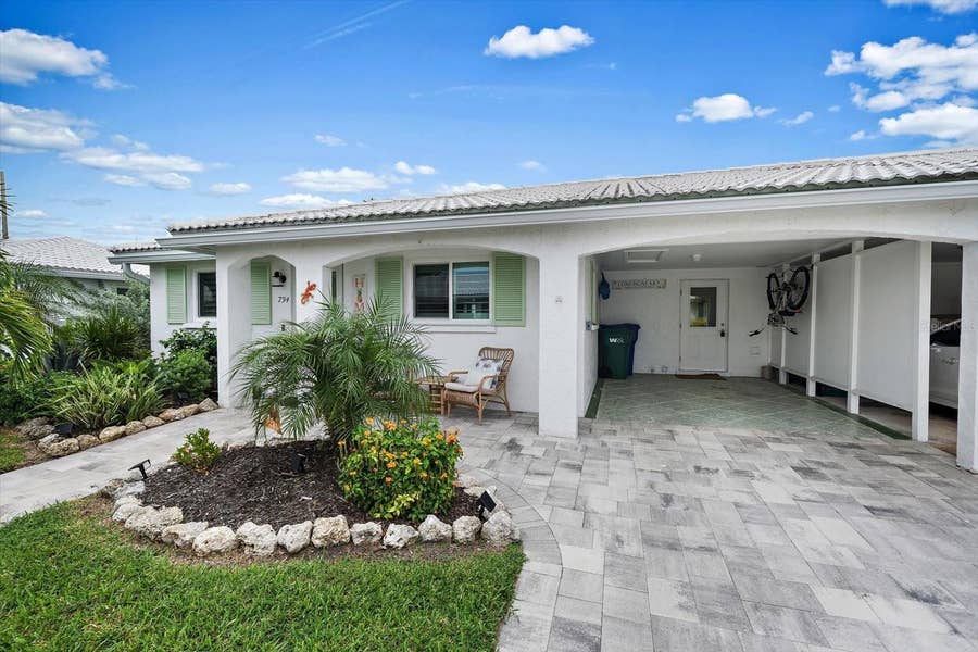 Property photo for 734 SPANISH DRIVE N, Longboat Key, FL