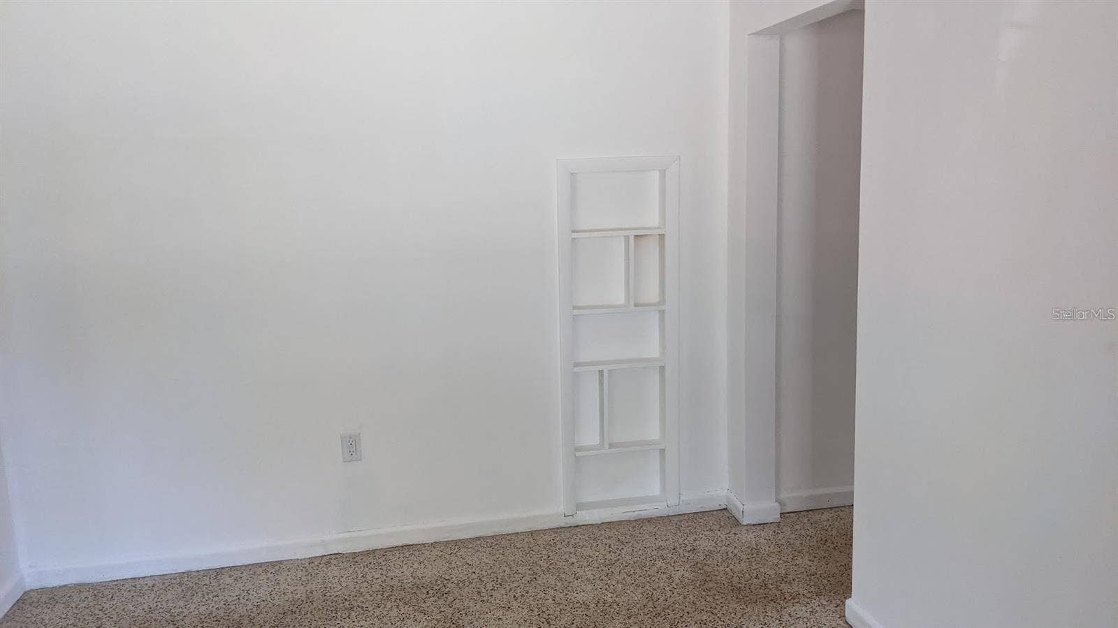 2104 PALM TERRACE, Sarasota, FL 34231