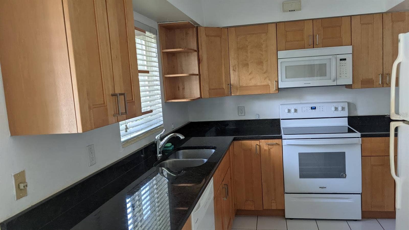 2104 PALM TERRACE, Sarasota, FL 34231