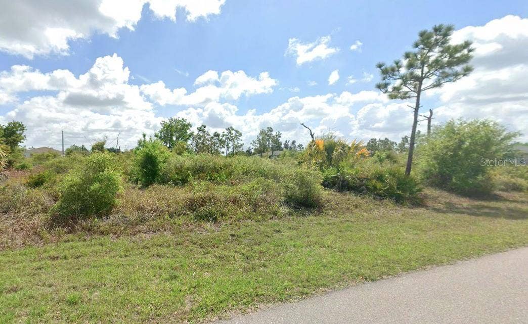 470 BOLENDER STREET, Punta Gorda, FL 33982