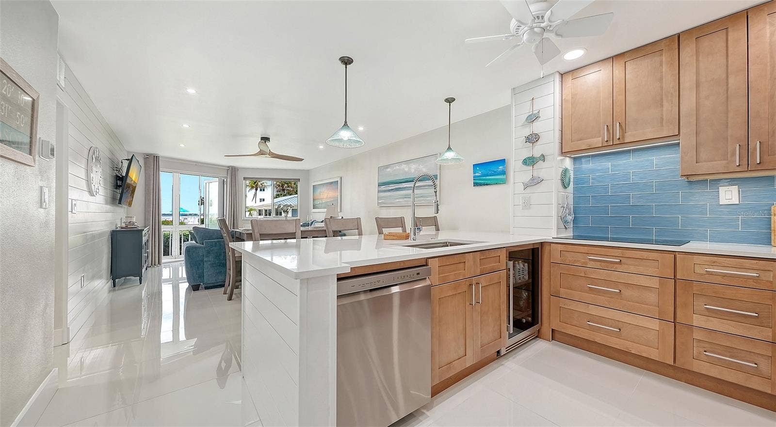 771 JOHN RINGLING BOULEVARD, #5, Sarasota, FL 34236