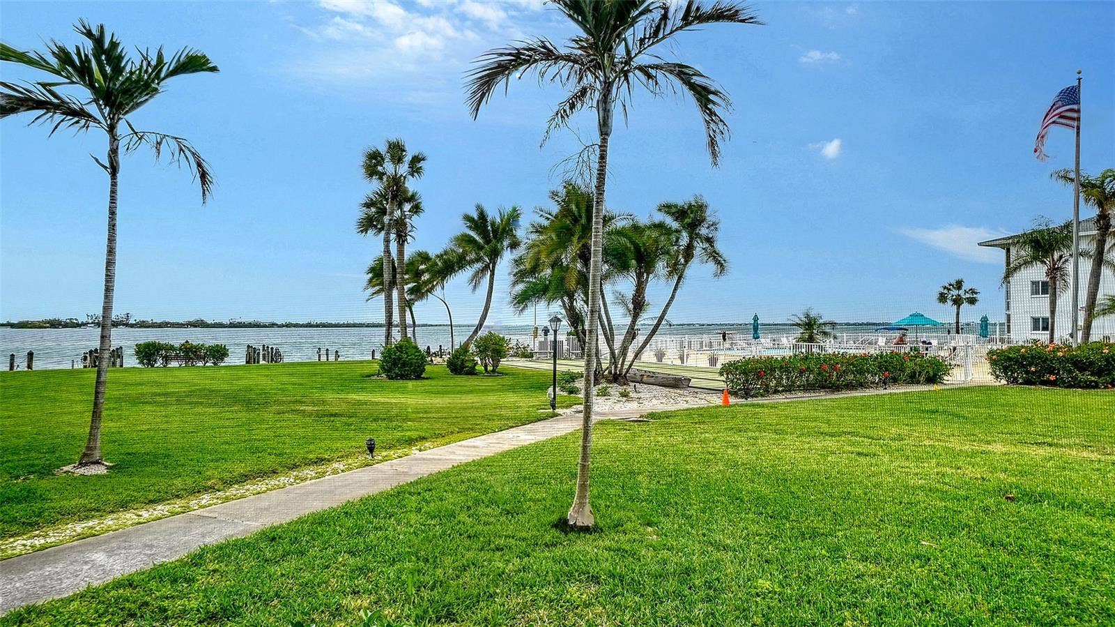 771 JOHN RINGLING BOULEVARD, #5, Sarasota, FL 34236