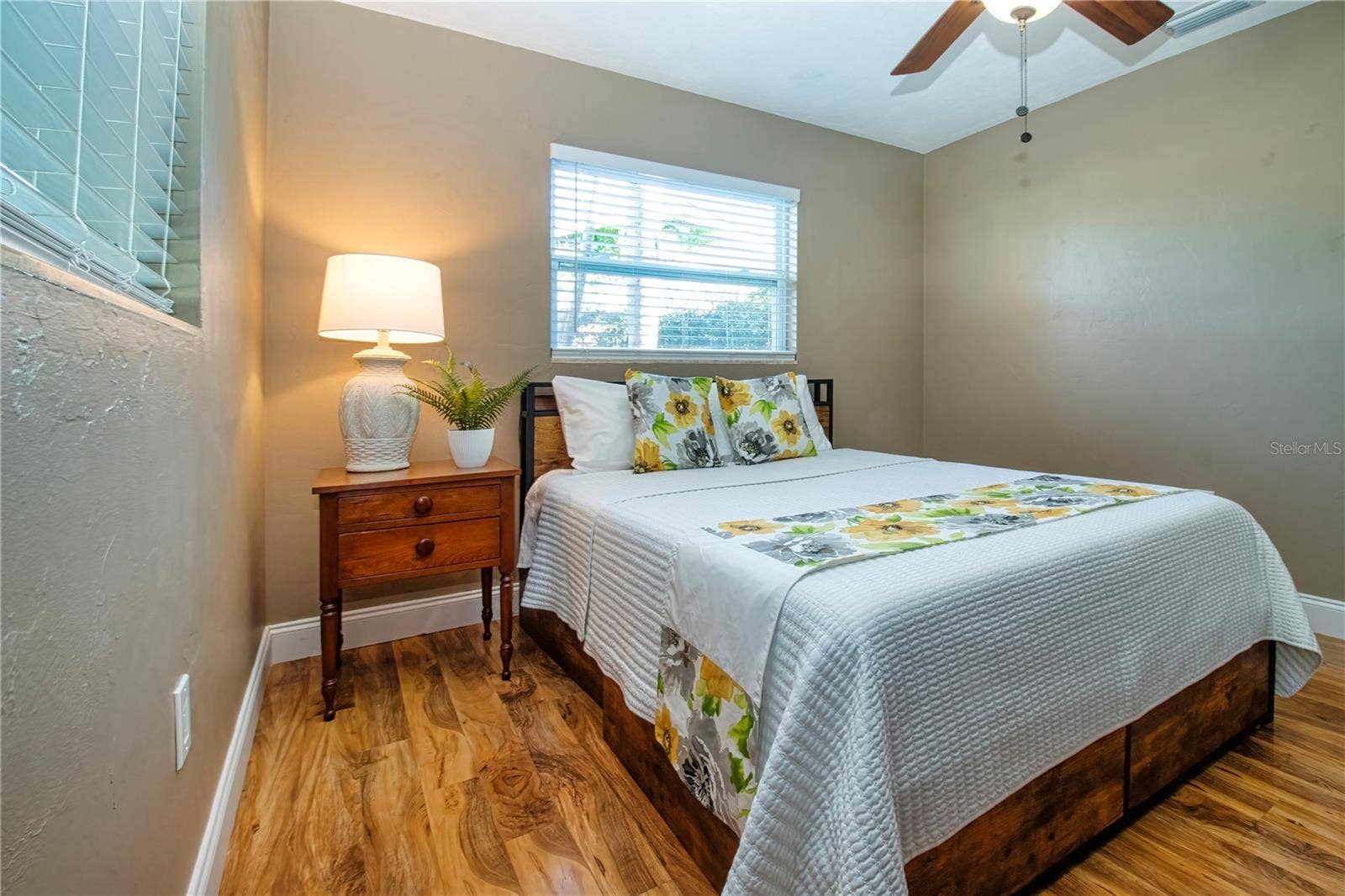 5745 SAVANNAH DRIVE, Sarasota, FL 34231