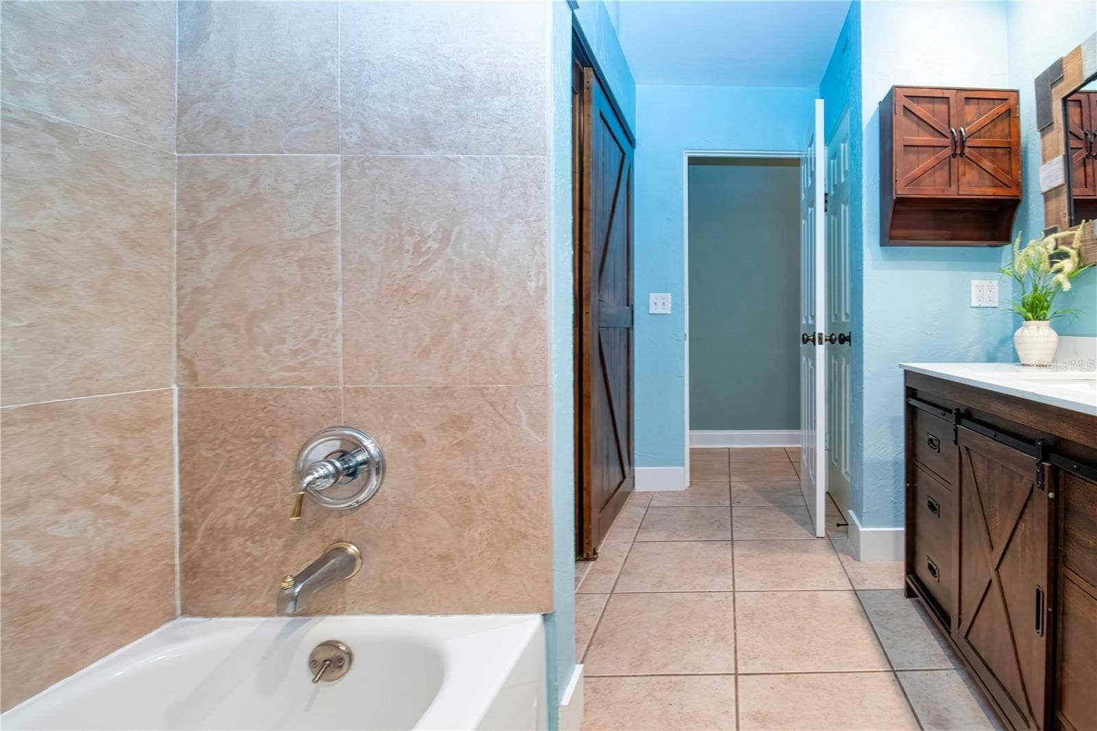 5745 SAVANNAH DRIVE, Sarasota, FL 34231