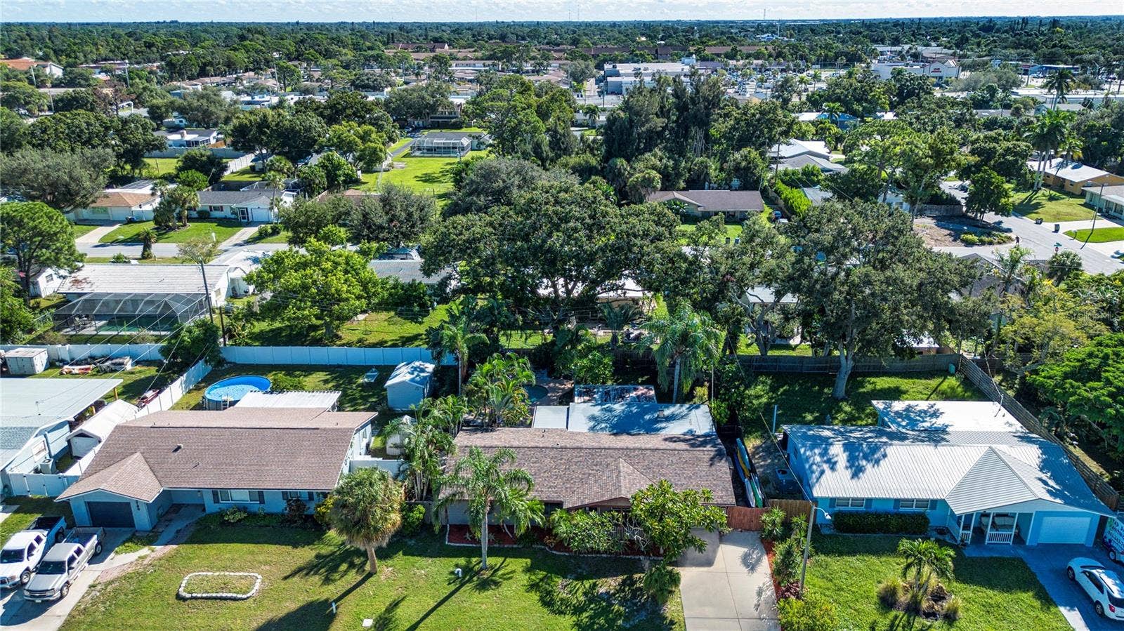 5745 SAVANNAH DRIVE, Sarasota, FL 34231