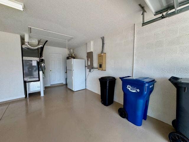 9616 TURNING LEAF TERRACE, Bradenton, FL 34212 Spacious 2 Car garage with pull down stairs