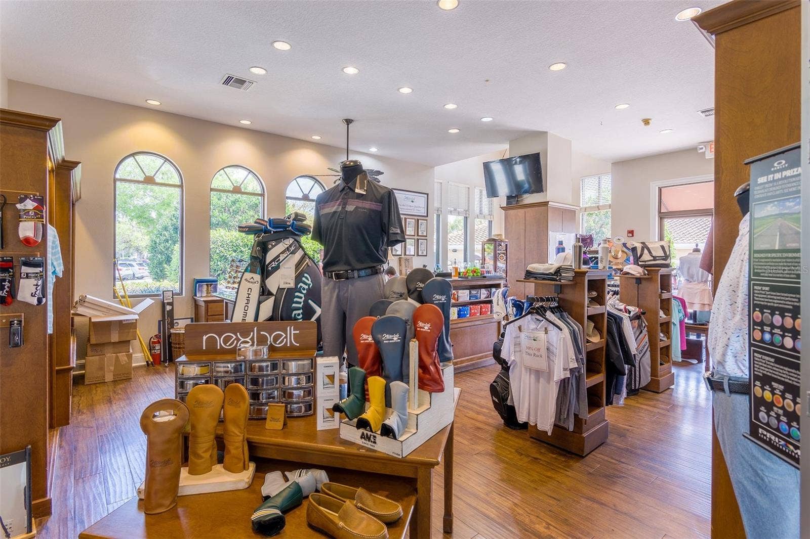 9616 TURNING LEAF TERRACE, Bradenton, FL 34212 Golf Pro Shop