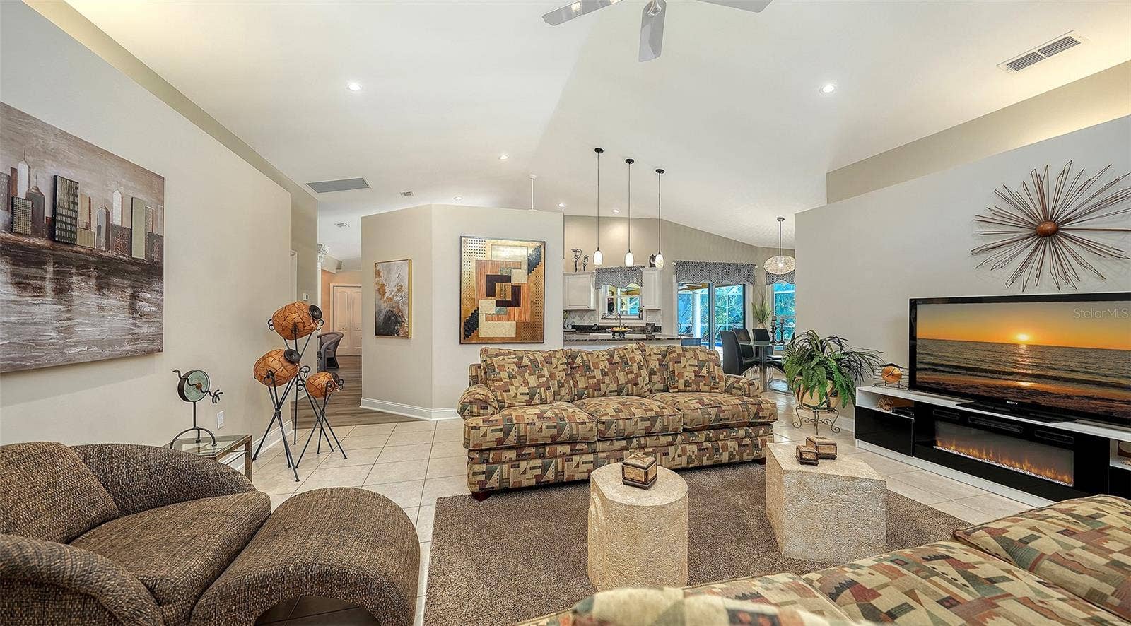 7975 MONTICELLO LANE, Sarasota, FL 34243 7975 MONTICELLO LANE, Sarasota, FL 34243