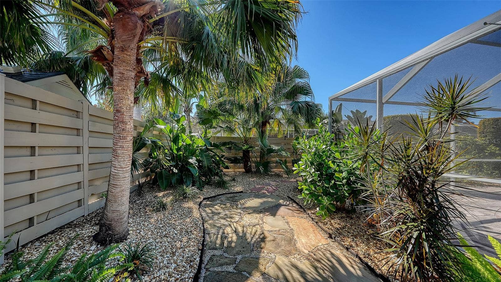 7975 MONTICELLO LANE, Sarasota, FL 34243 7975 MONTICELLO LANE, Sarasota, FL 34243