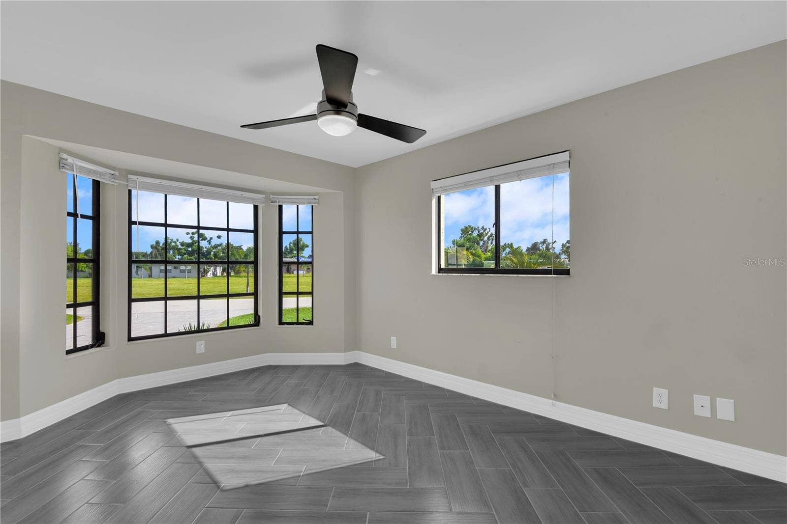 4838 guest room