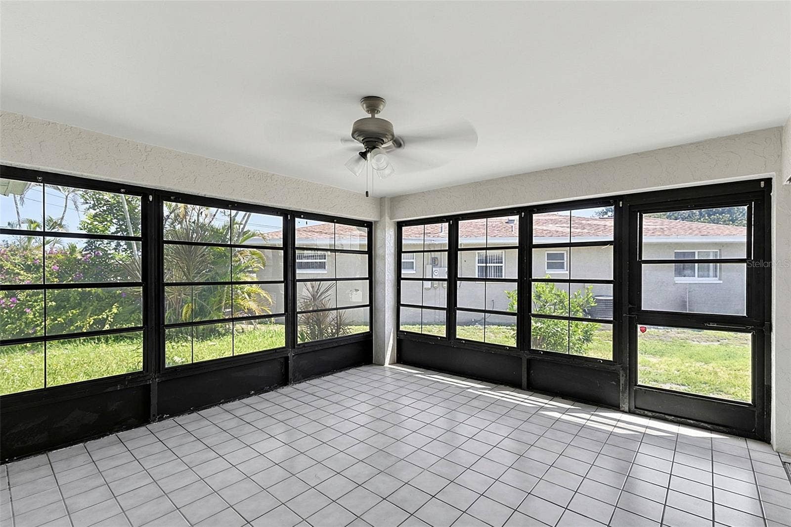 4836 sunroom