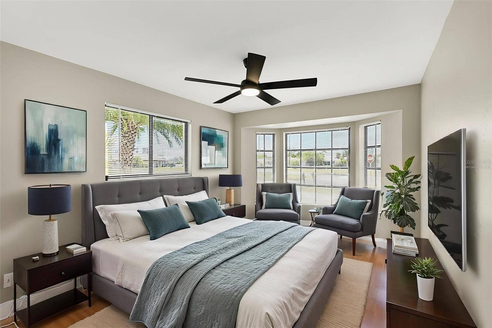 4836 virtually staged guest room