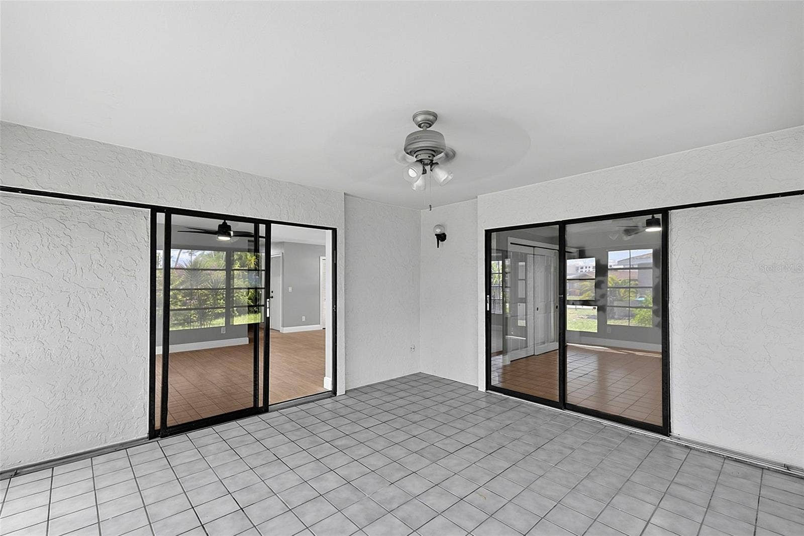 4836 sunroom