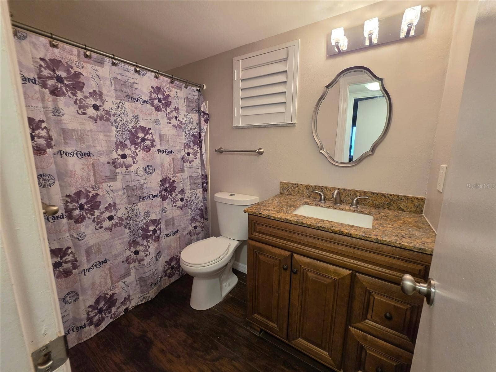 3917 LAKE BAYSHORE DRIVE, #F-307, Bradenton, FL 34205 Bathroom