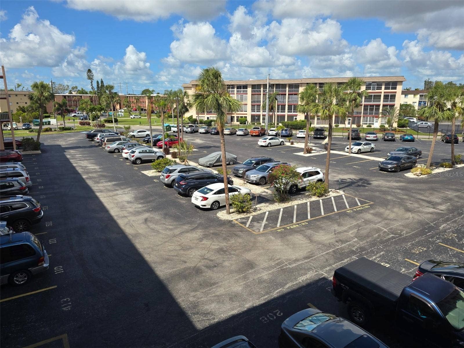3917 LAKE BAYSHORE DRIVE, #F-307, Bradenton, FL 34205 3917 LAKE BAYSHORE DRIVE, #F-307, Bradenton, FL 34205