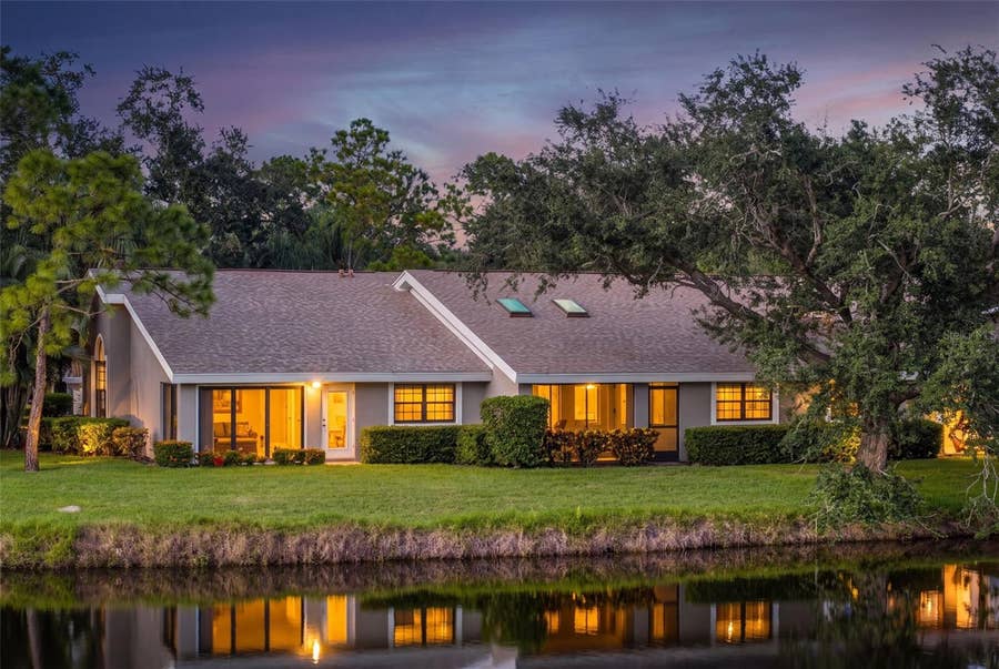 Property photo for 5472 HAMPSTEAD HEATH, #16, Sarasota, FL