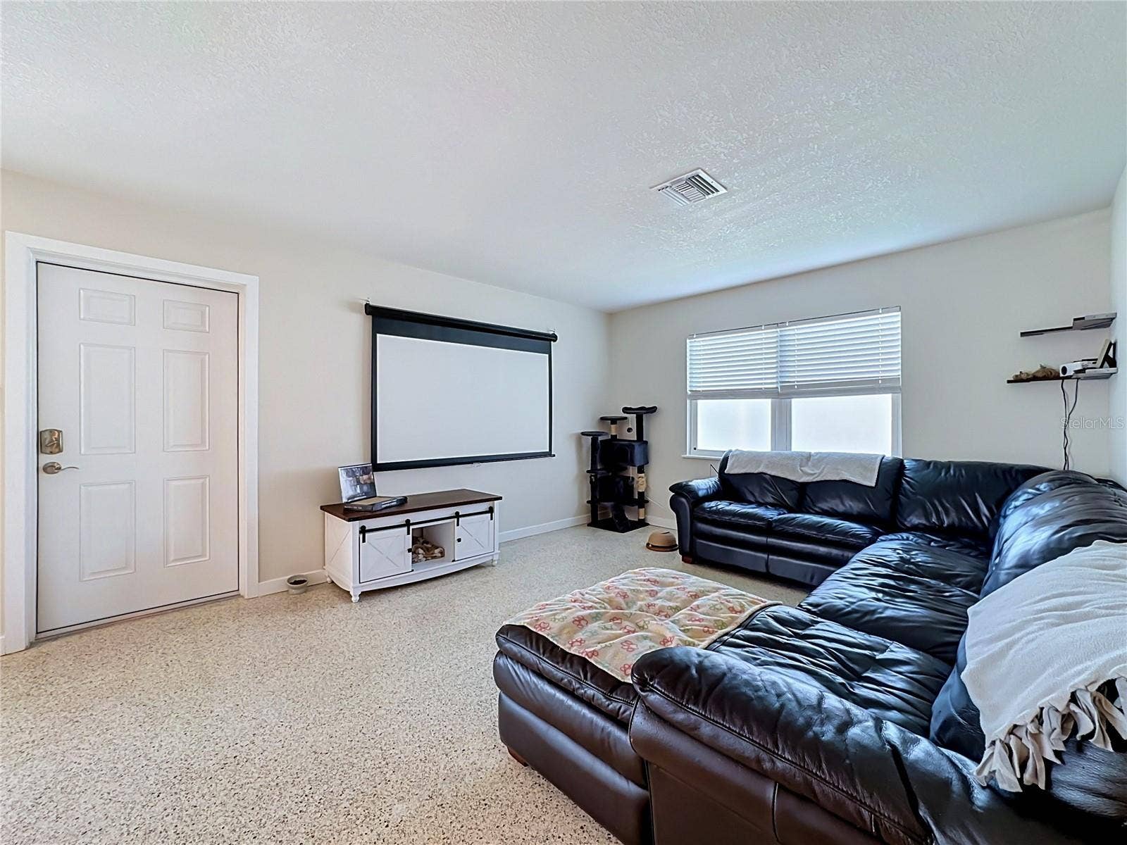 11704 40TH AVENUE W, Bradenton, FL 34210 11704 40TH AVENUE W, Bradenton, FL 34210