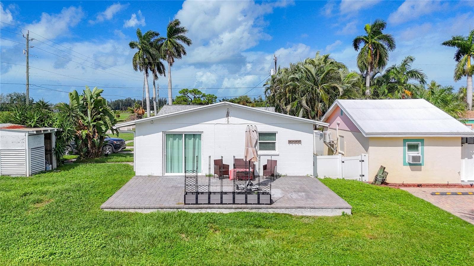 11704 40TH AVENUE W, Bradenton, FL 34210 11704 40TH AVENUE W, Bradenton, FL 34210