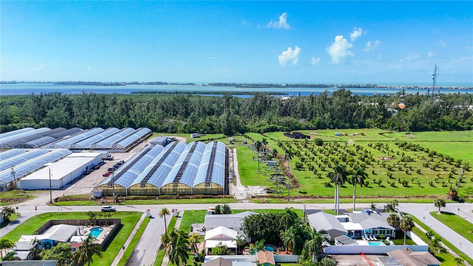 11704 40TH AVENUE W, Bradenton, FL 34210 11704 40TH AVENUE W, Bradenton, FL 34210