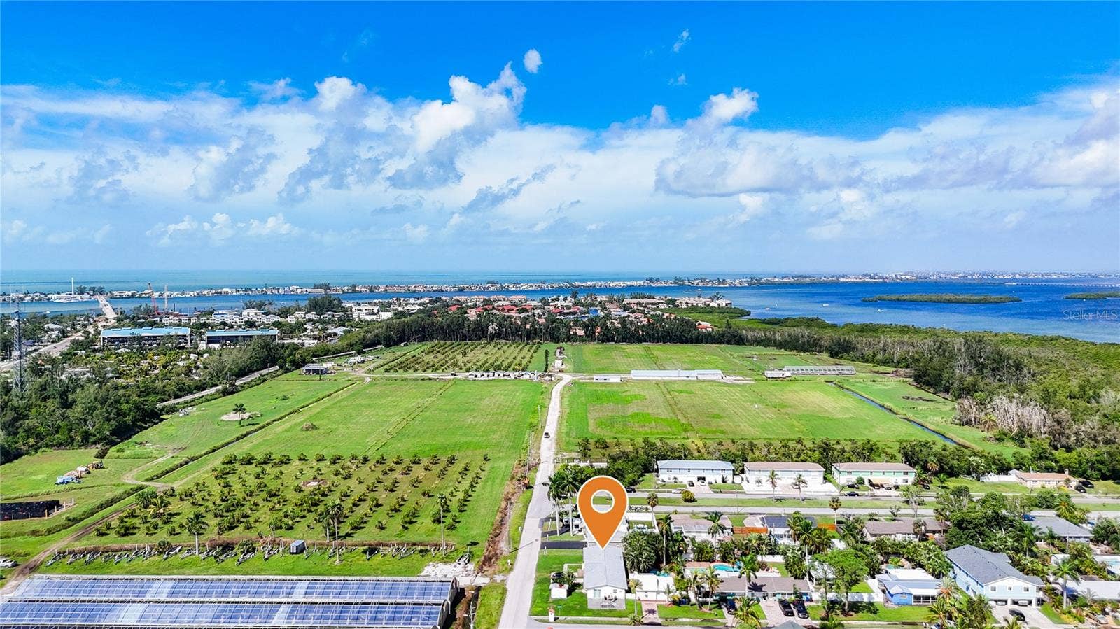 11704 40TH AVENUE W, Bradenton, FL 34210 11704 40TH AVENUE W, Bradenton, FL 34210