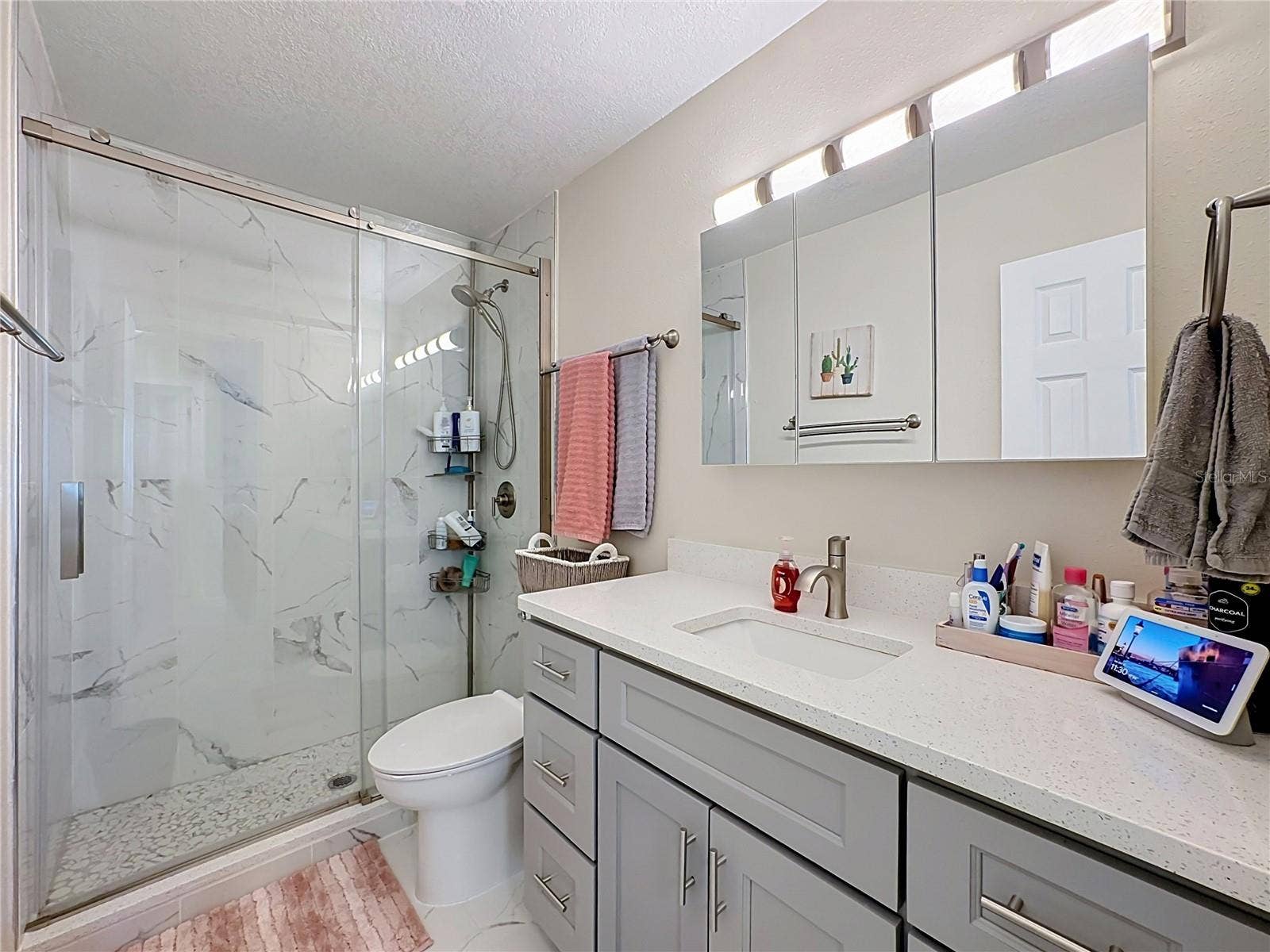11704 40TH AVENUE W, Bradenton, FL 34210 11704 40TH AVENUE W, Bradenton, FL 34210