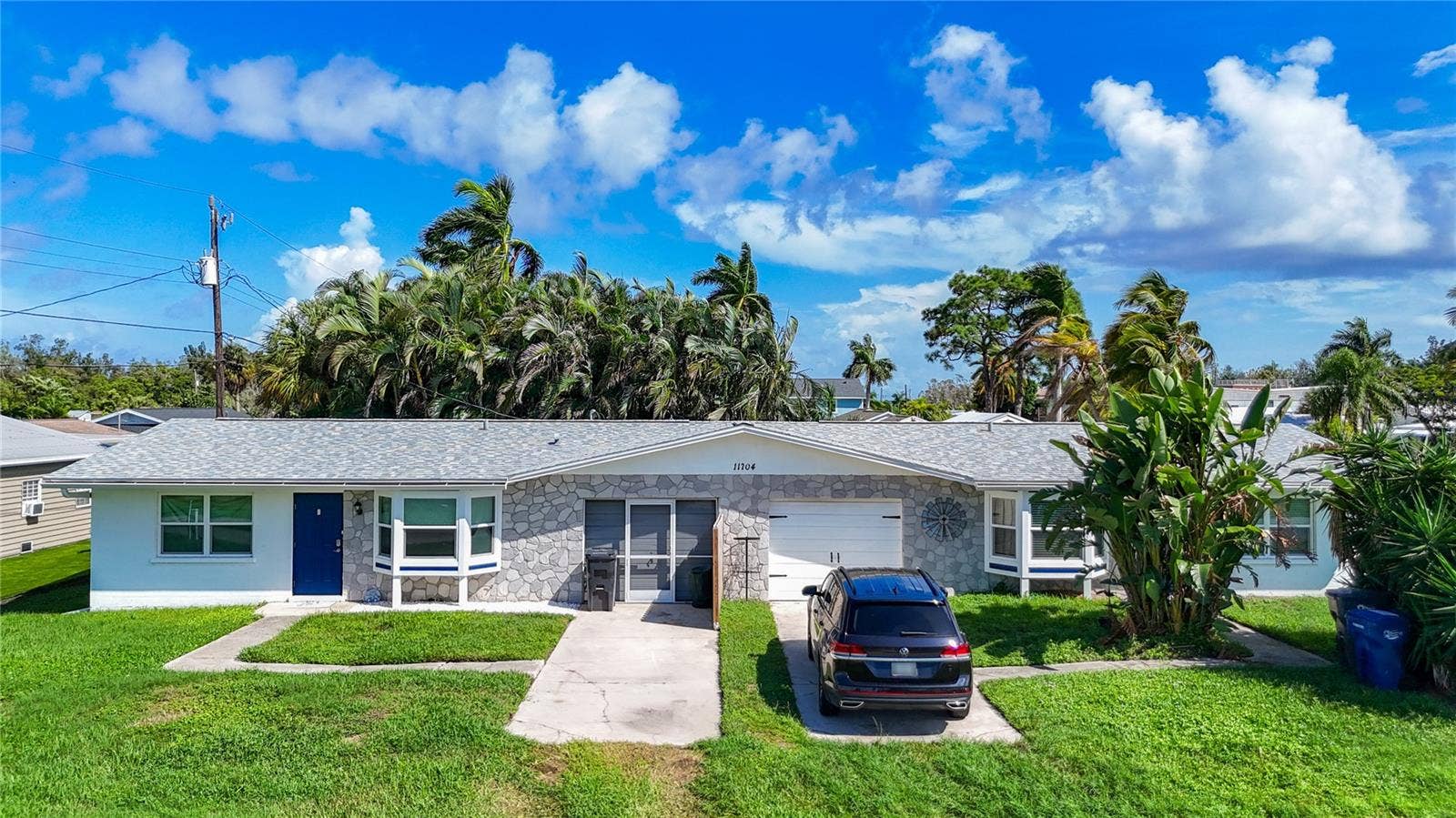 11704 40TH AVENUE W, Bradenton, FL 34210 11704 40TH AVENUE W, Bradenton, FL 34210