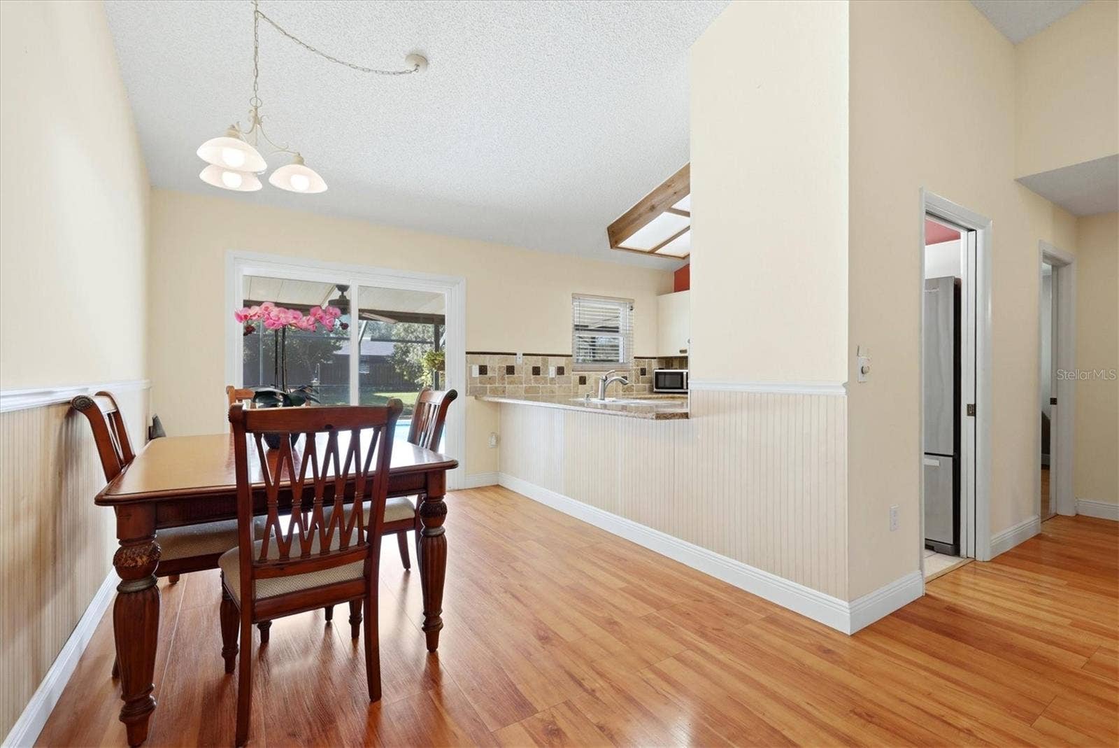 4006 75TH TERRACE E, Sarasota, FL 34243 4006 75TH TERRACE E, Sarasota, FL 34243