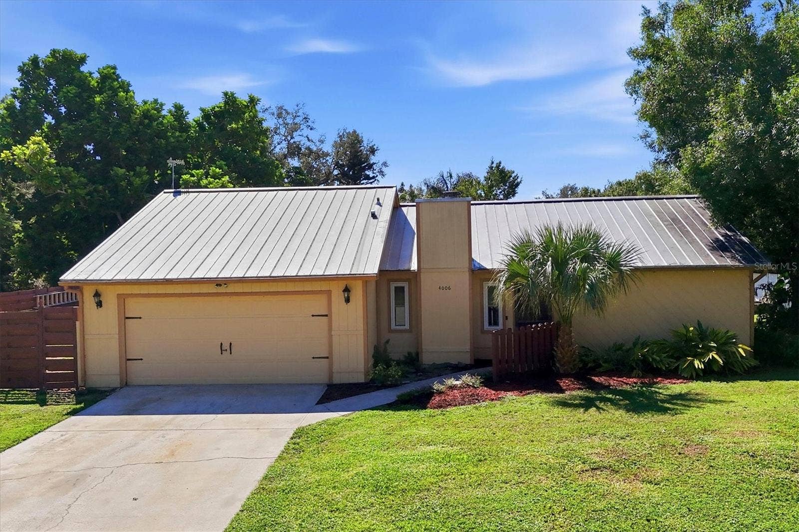 4006 75TH TERRACE E, Sarasota, FL 34243 4006 75TH TERRACE E, Sarasota, FL 34243