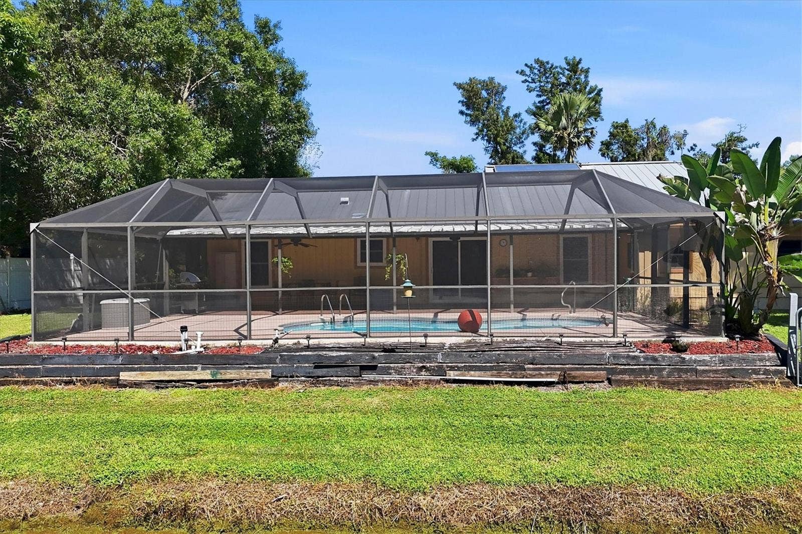 4006 75TH TERRACE E, Sarasota, FL 34243 4006 75TH TERRACE E, Sarasota, FL 34243