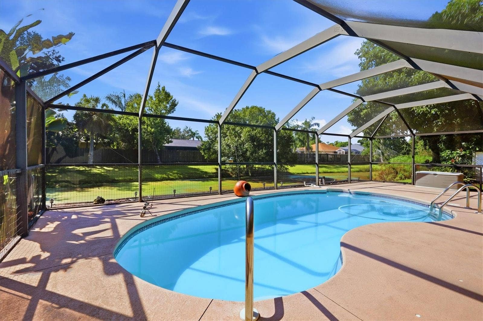 4006 75TH TERRACE E, Sarasota, FL 34243 4006 75TH TERRACE E, Sarasota, FL 34243