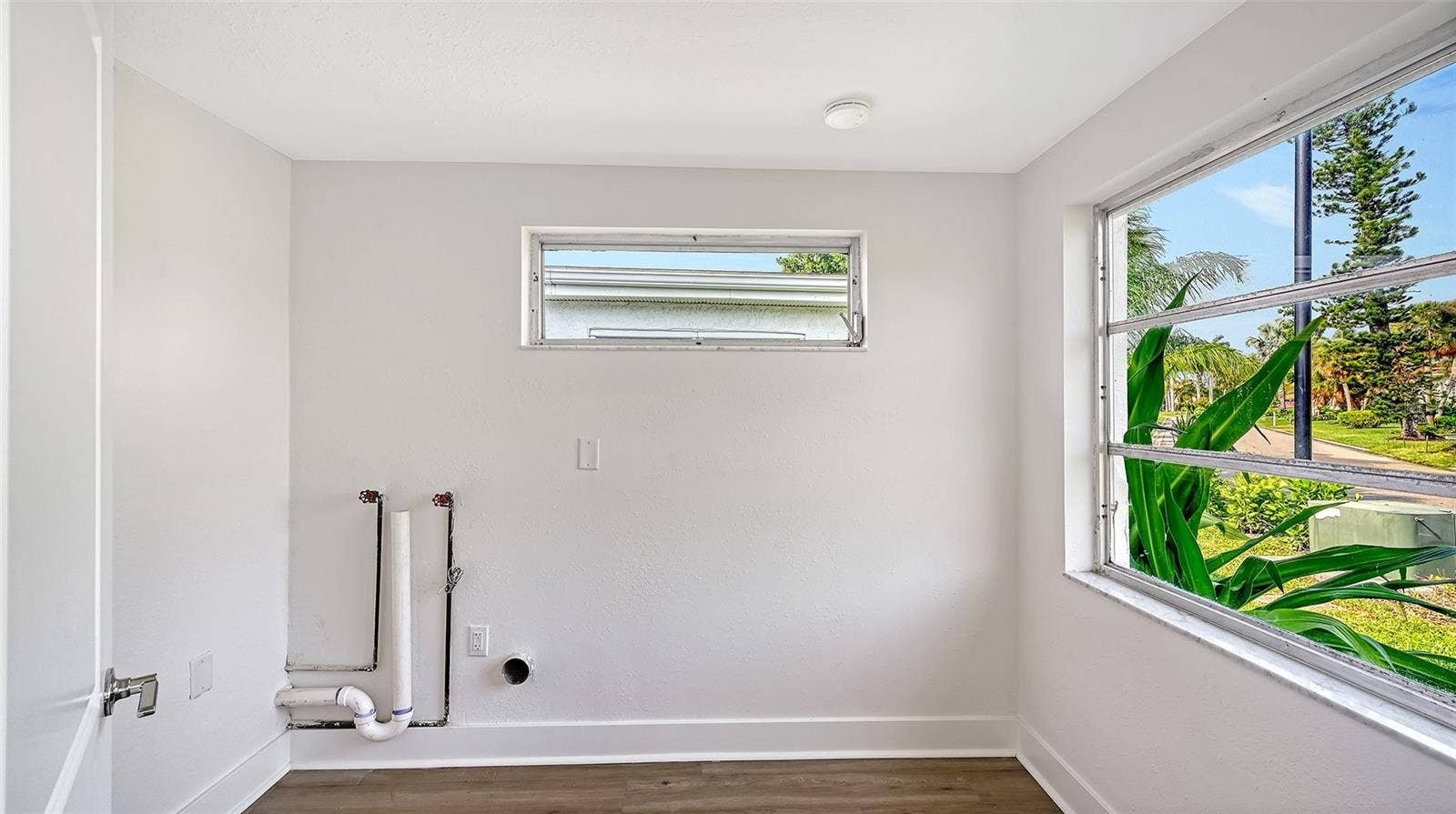 Inside utility room off lanai.