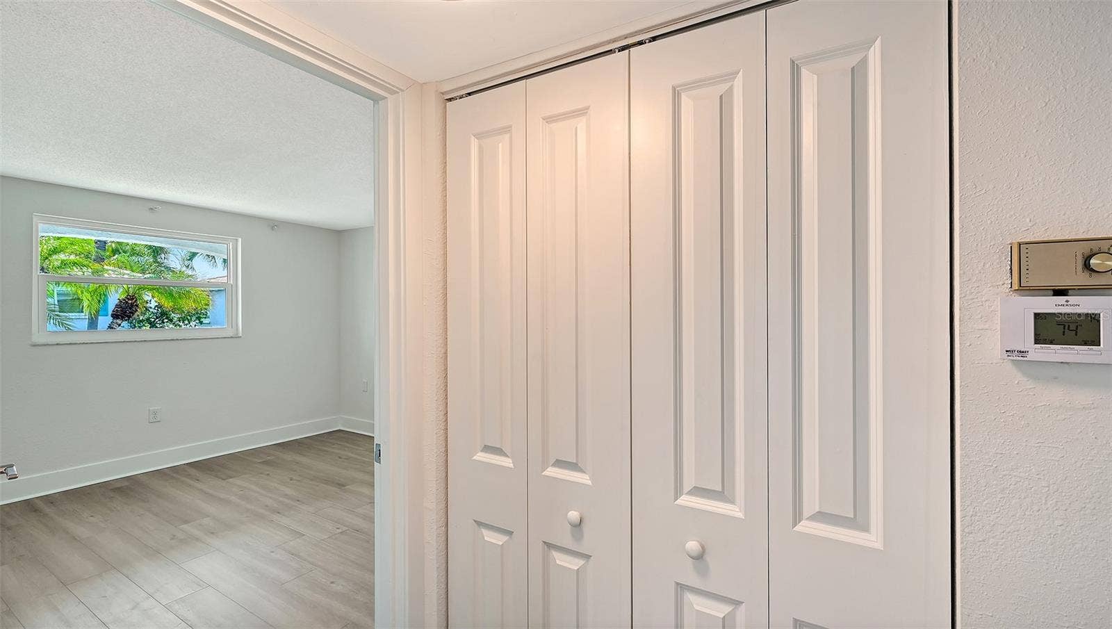 Linen closet in hallway.