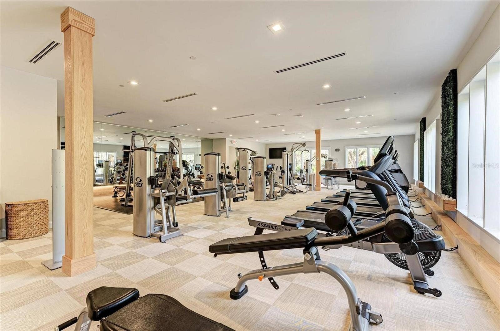 8728 53RD TERRACE E, Bradenton, FL 34211 8728 53RD TERRACE E, Bradenton, FL 34211