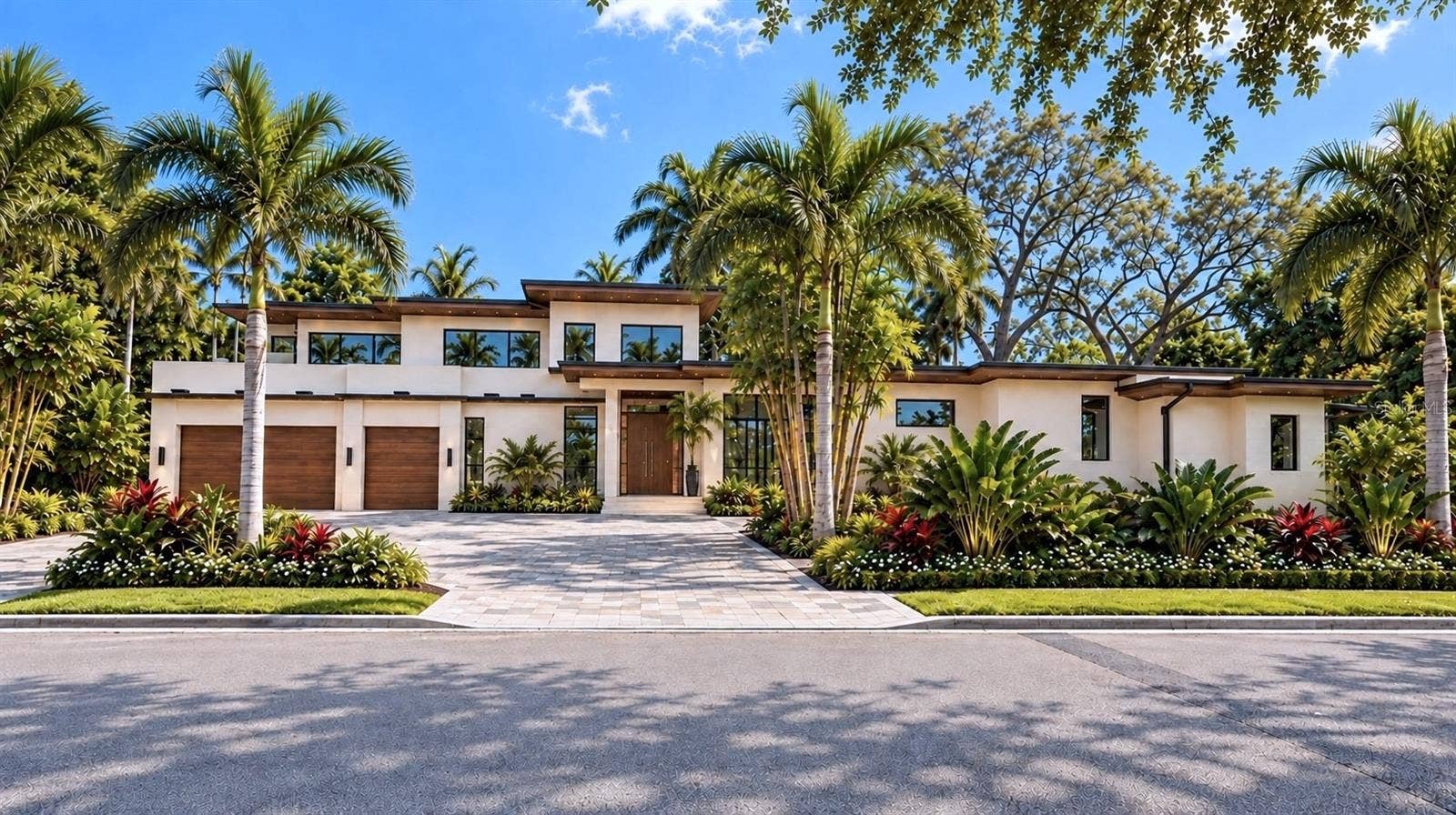 2100 MCCLELLAN PARKWAY, Sarasota, FL 34239 Includes virtual staging.