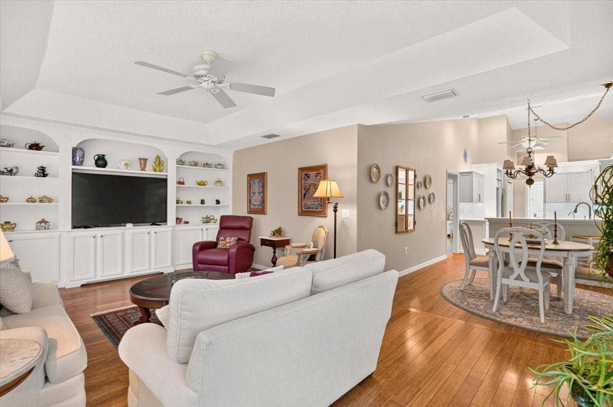 3331 45TH AVENUE E, Bradenton, FL 34203 Family Room