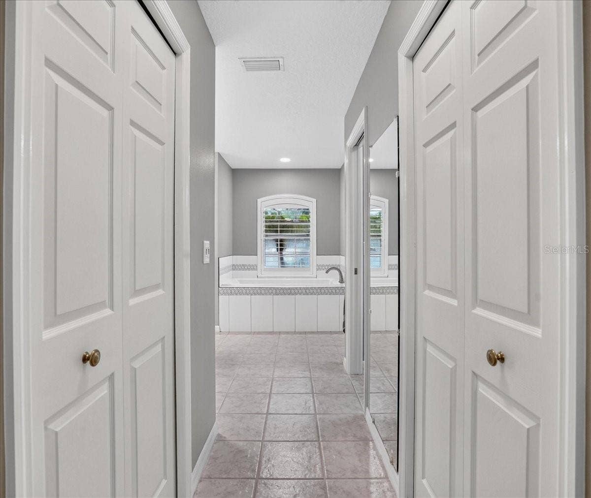 3331 45TH AVENUE E, Bradenton, FL 34203 Hallway to Primary Bathroom