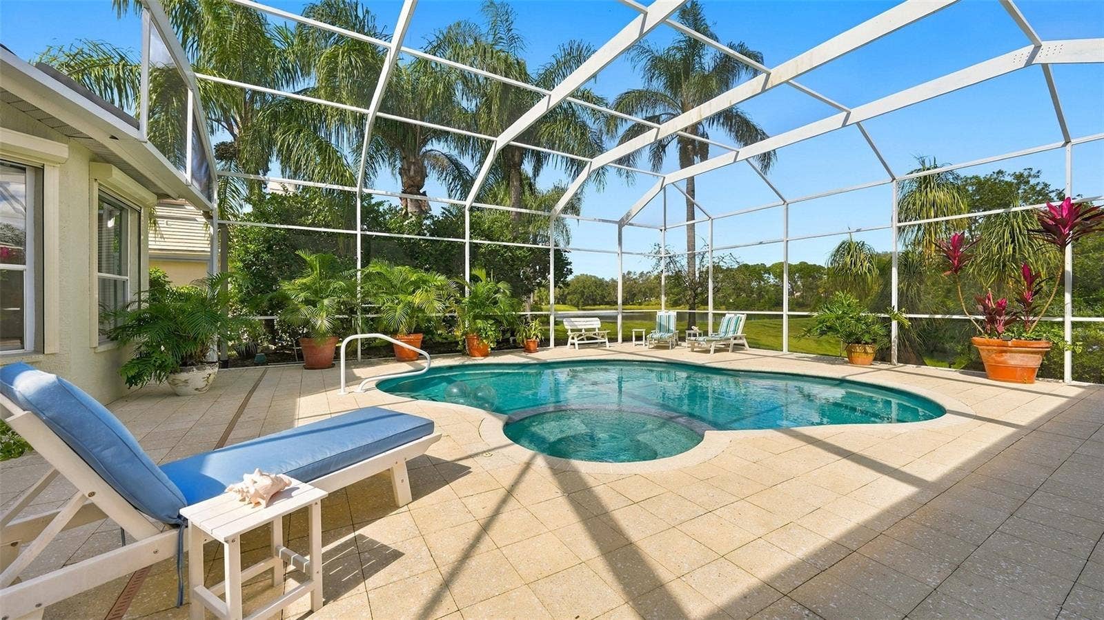 7325 CHATSWORTH COURT, University Park, FL 34201