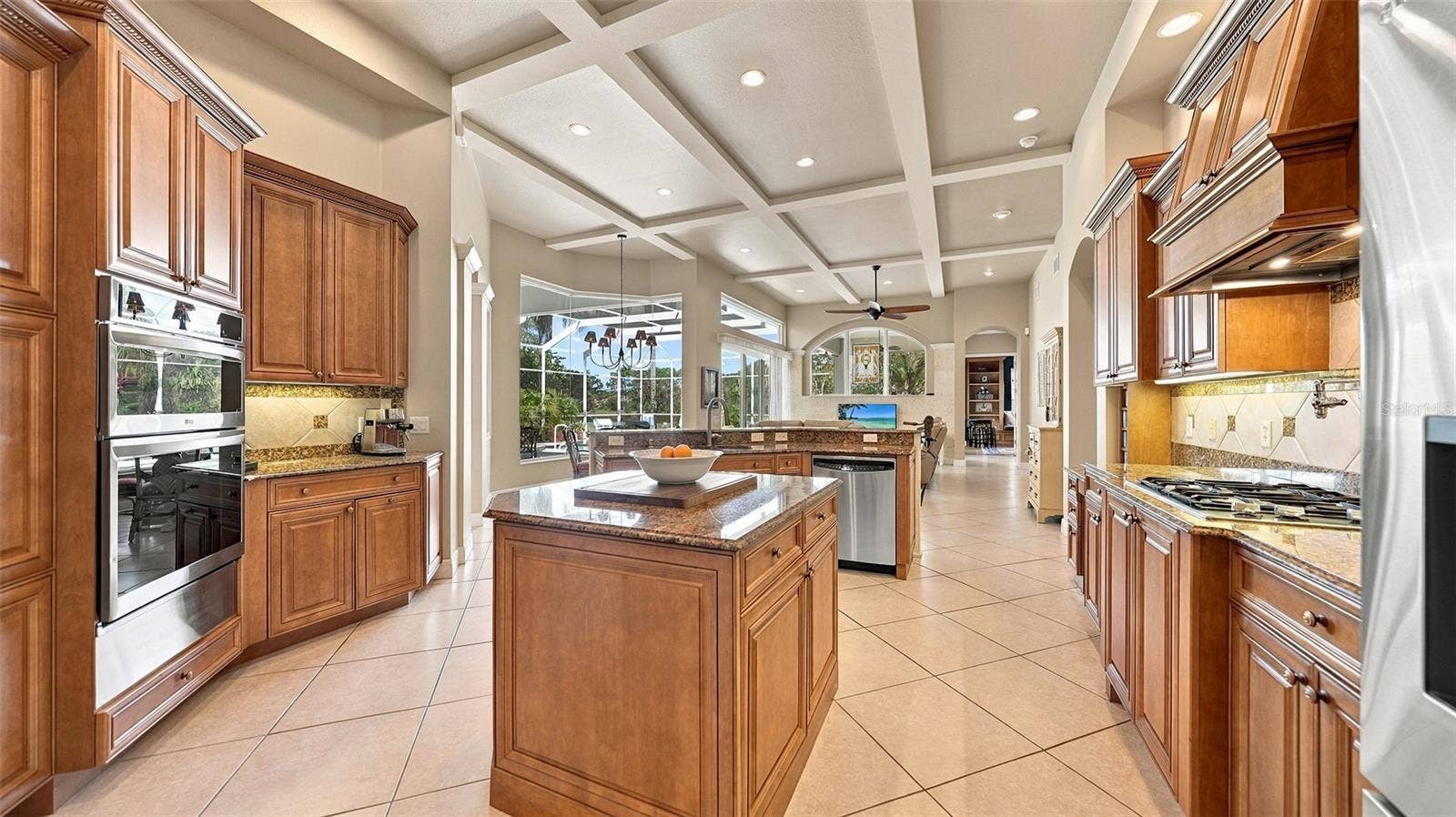 7325 CHATSWORTH COURT, University Park, FL 34201