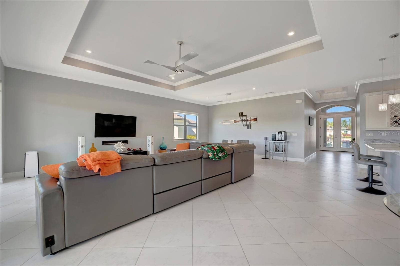 6620 35TH COURT E, Sarasota, FL 34243