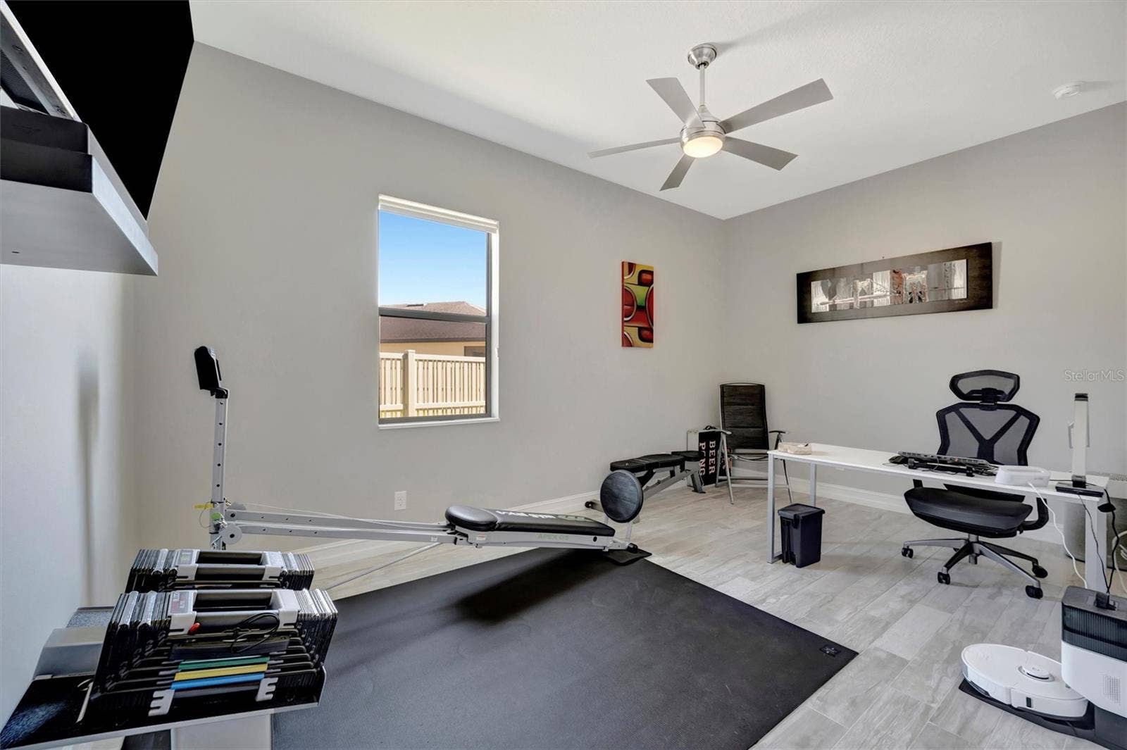 BEDROOM 4